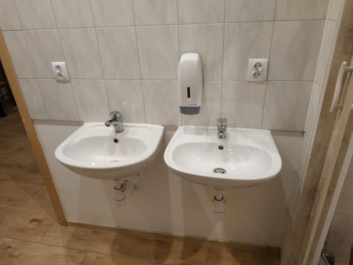 4U Hostel Zgorzelec - Free Parking Jedrzychowice  Eksteriør billede
