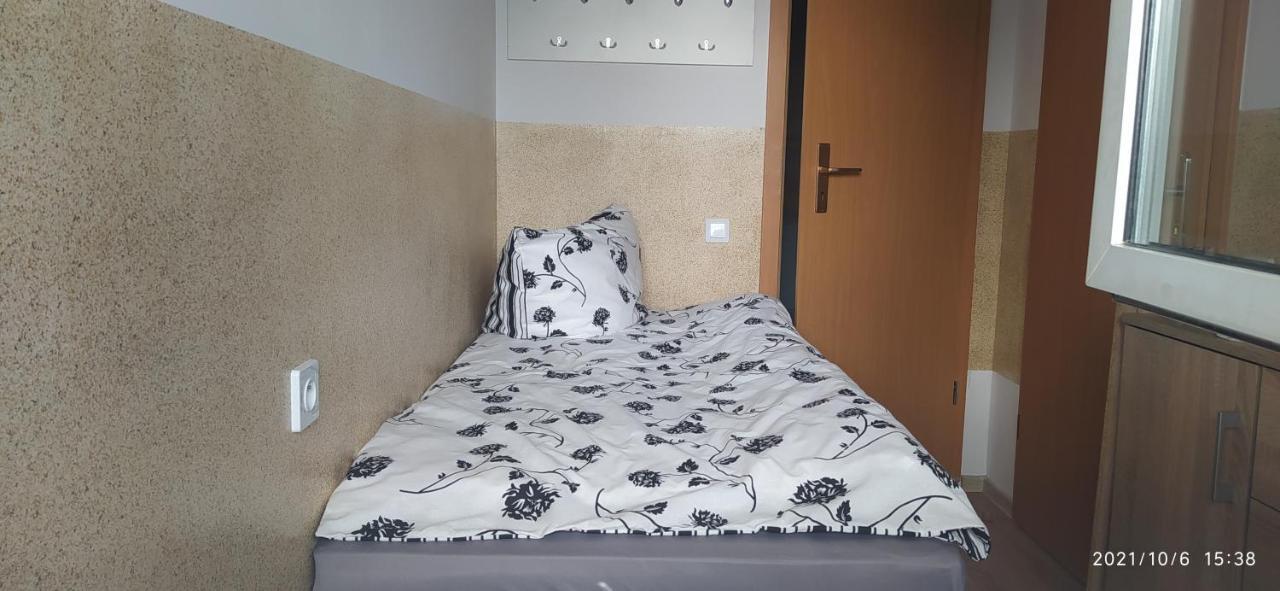 4U Hostel Zgorzelec - Free Parking Jedrzychowice  Eksteriør billede